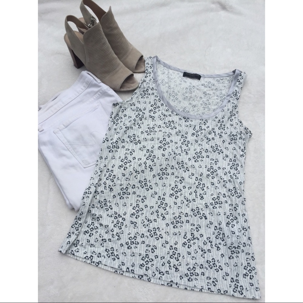 Banana Republic Luxe Touch Sleeveless Top - size L